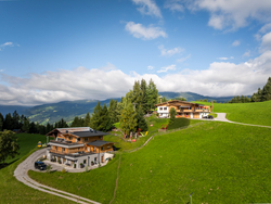mys-Schlittenstadl-Sonnalm 1.350m-Schlittenstadl + Chalet Sonnalm