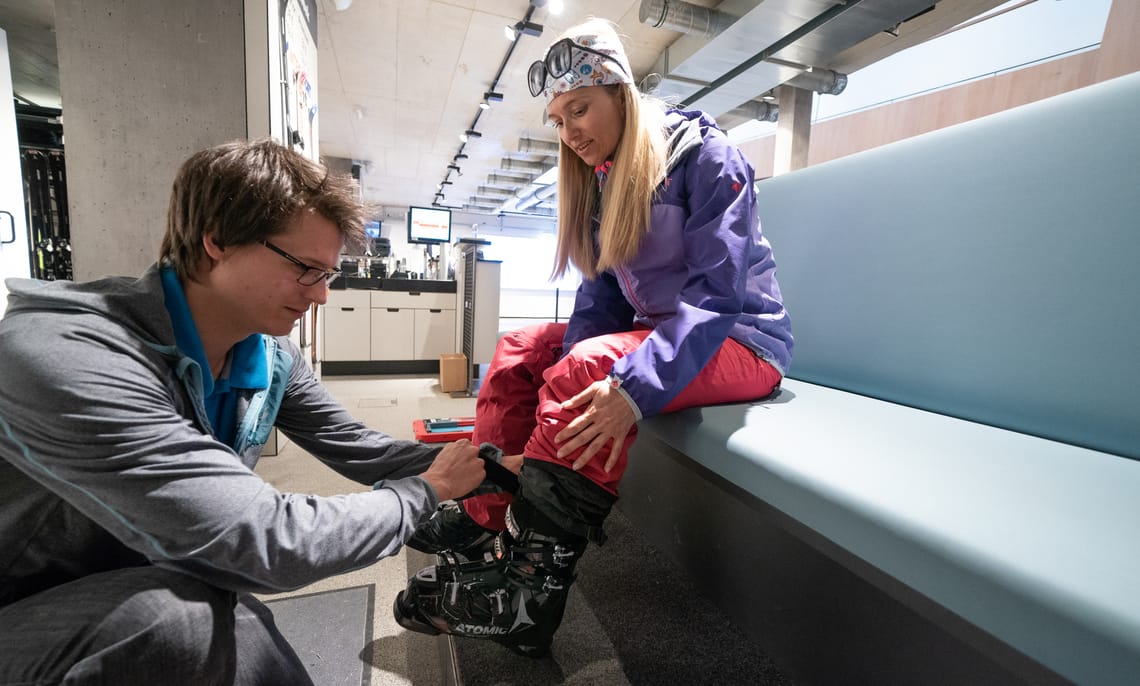 Ski rental in Zillertal ©Dominic Ebenbichler Ski rental Mayrhofen-Hippach – personal advice and individual ski boot fitting for maximum comfort during your ski holiday in the Zillertal.