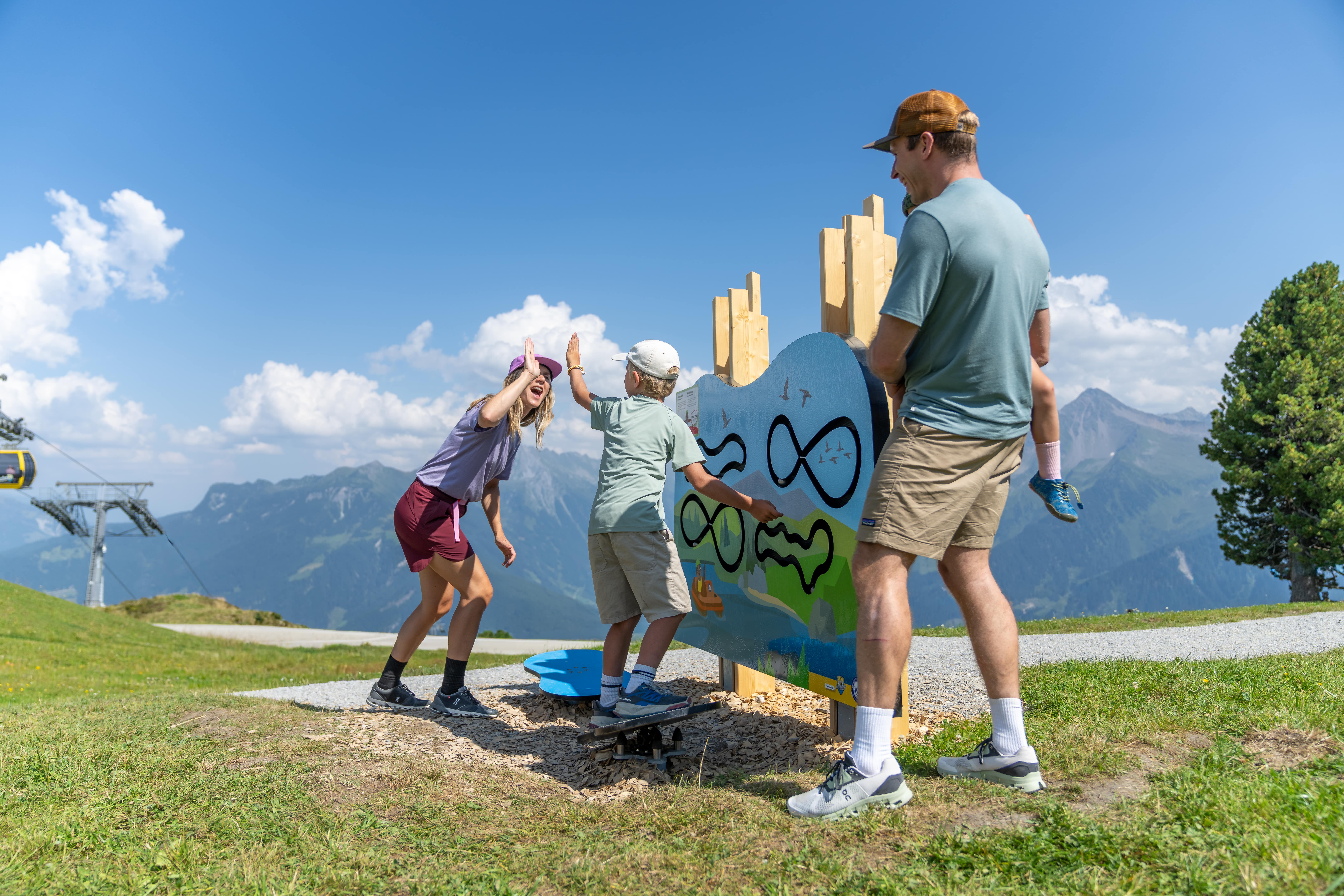 mbb_mountopolis_2025_Beweg_dich_schlau_Parcours (1)-min