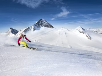 mhf-skifahren-olperer-hintertuxer-gletscher-foto-archiv-tvb-tux-finkenberg ©Archiv TVB Tux-Finkenberg