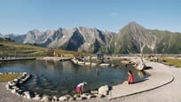 Lake Ahornsee and Ahornbachl Stream are the perfect places for nature lovers
