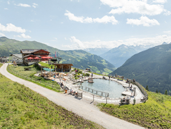 mys-Tuxer Bergbahnen GmBH-Eggalm Bahn Almspielerei