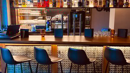 mys-Bar Restaurant Luma-Luma Bar