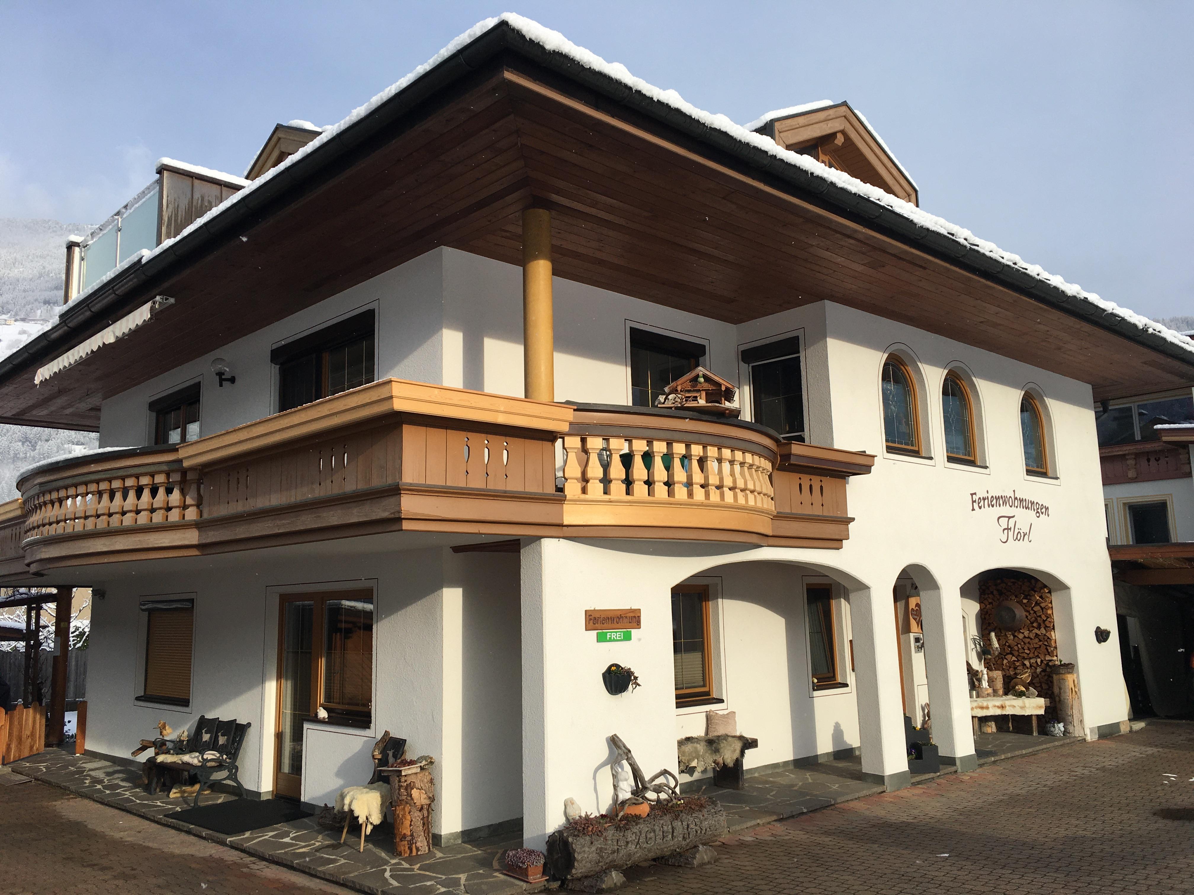 feratel-Ferienwohnungen Flörl - Unser Haus im typisch ländlichen Stil