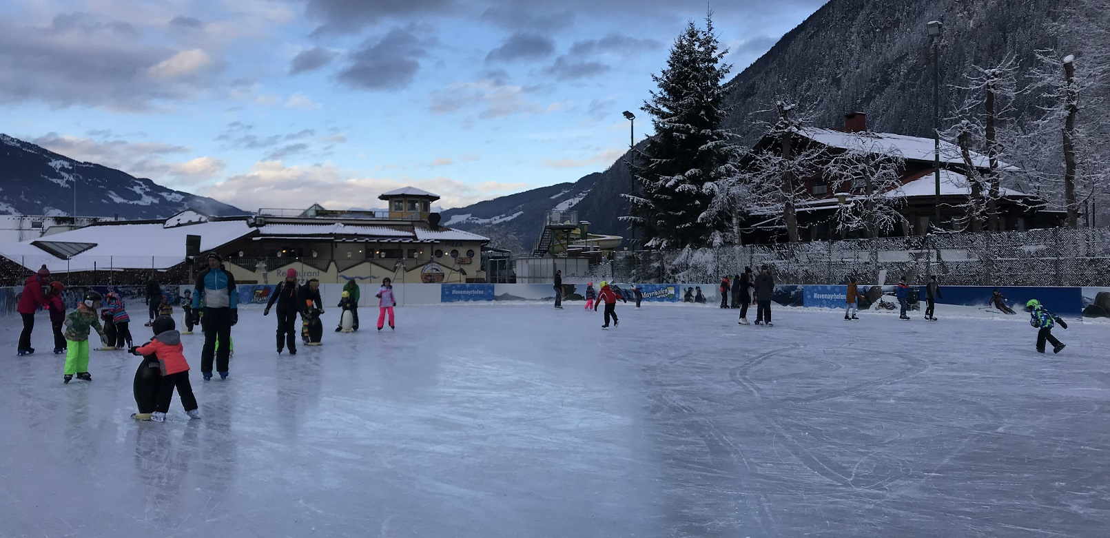 mys-Faschings-Eisdisco am Eislaufplatz Mayrhofen-Eislaufplatz Mayrhofen