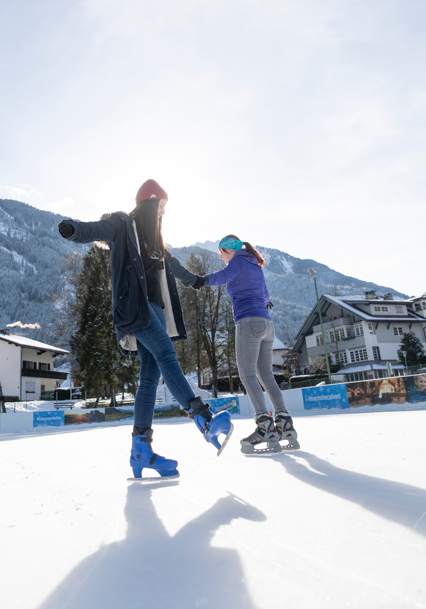mys-Ice skating in Mayrhofen-Eislaufplatz Mayrhofen