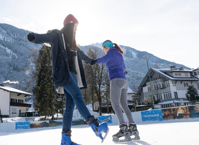 mys-Eislaufen in Mayrhofen-Eislaufplatz Mayrhofen