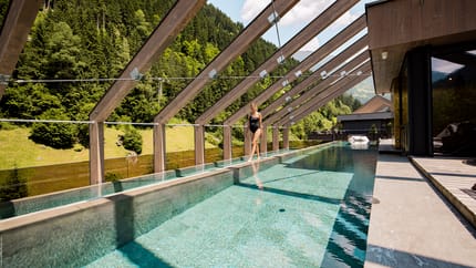 mys-ZillergrundRock Luxury Mountain Resort-Pools ZillergrundRock