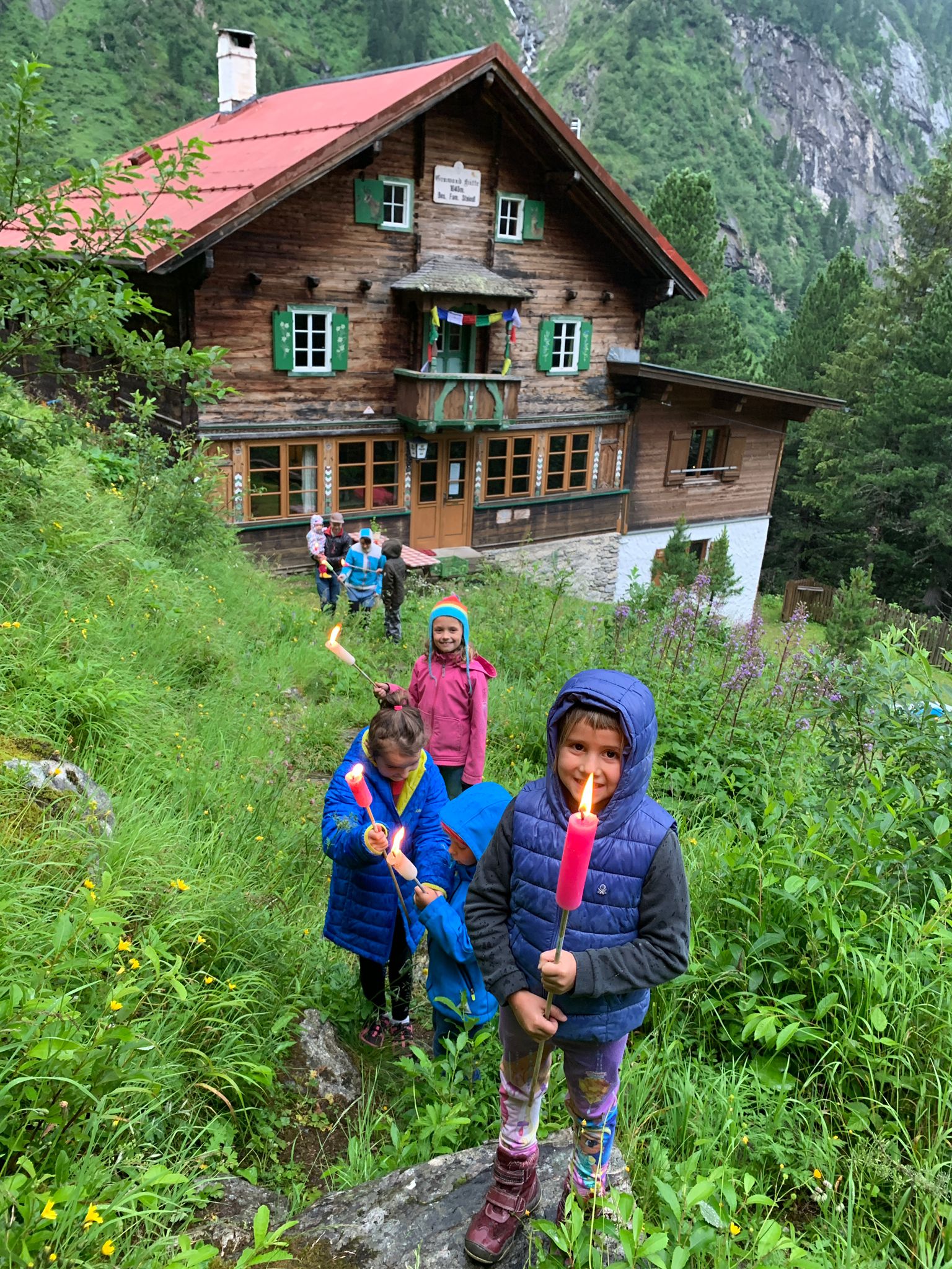 mys-Yoga- und Wanderwoche für Familien auf der Grawandhütte-Familienwanderwoche auf der Grawandhütte