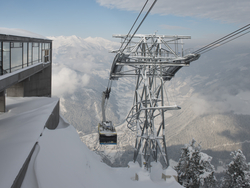 mys-GUIDED CABLE CAR TOUR AHORNBAHN WINTER-Seilbahnführung Ahorn