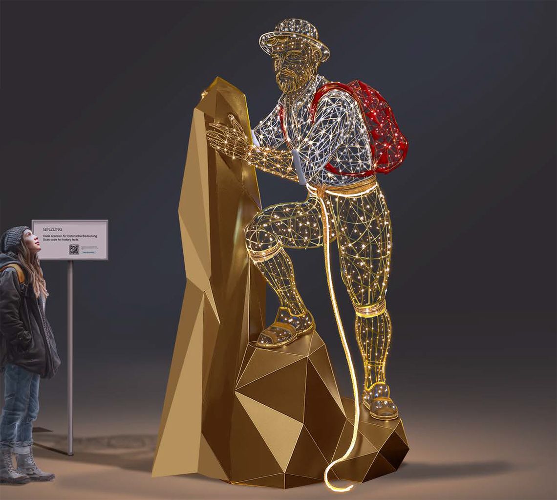 Bergsteiger Ginzling – beleuchtete Skulptur bei Nacht Beleuchtete Skulptur eines Bergsteigers in Ginzling (Tirol): stilisierte Figur aus goldenen Lichtlinien mit rotem Rucksack lehnt an einer geometrischen Felsform; links eine Person betrachtet die Installation vor dunklem Himmel.