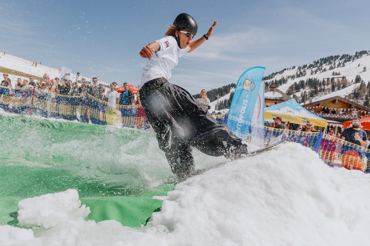 Snowbombing