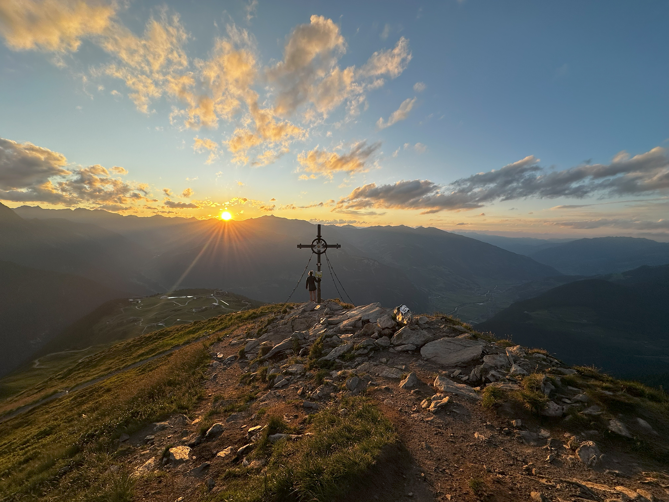 SunriseGondola & SunsetGondola
