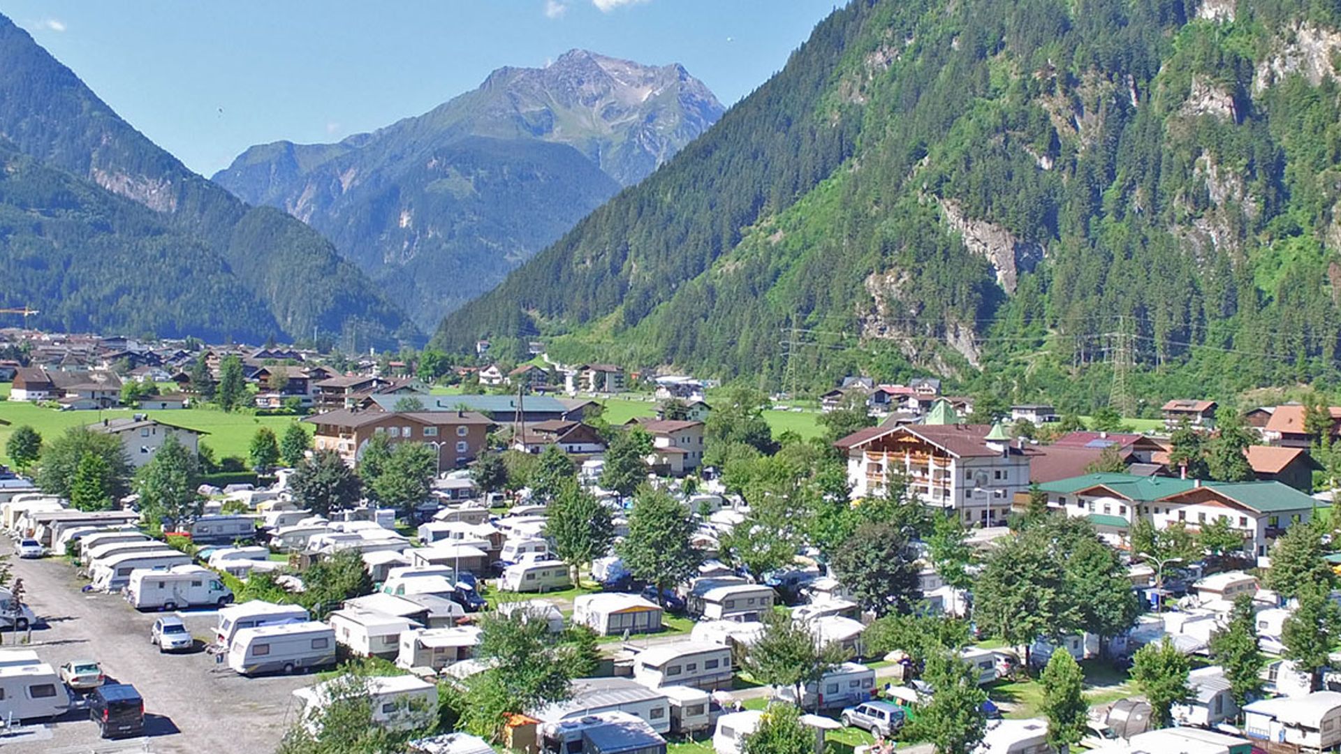 Camp site Mayrhofen in summer