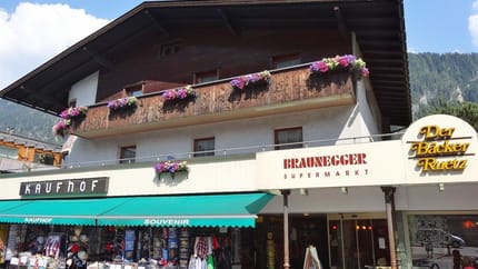 feratel-Apartment Bergland - Bergland Mayrhofen - Hausansicht Sommer