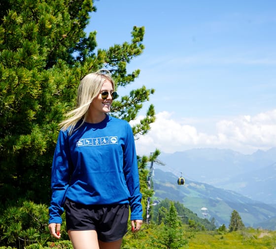 Mountopolis Longsleeve Shirt der Mayrhofner Bergbahnen in blau