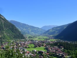 mhf-ortsblick-wiesenhof-mayrhofen-sommer-bild-archiv-tvb-mayrhofen ©Archiv TVB Mayrhofen