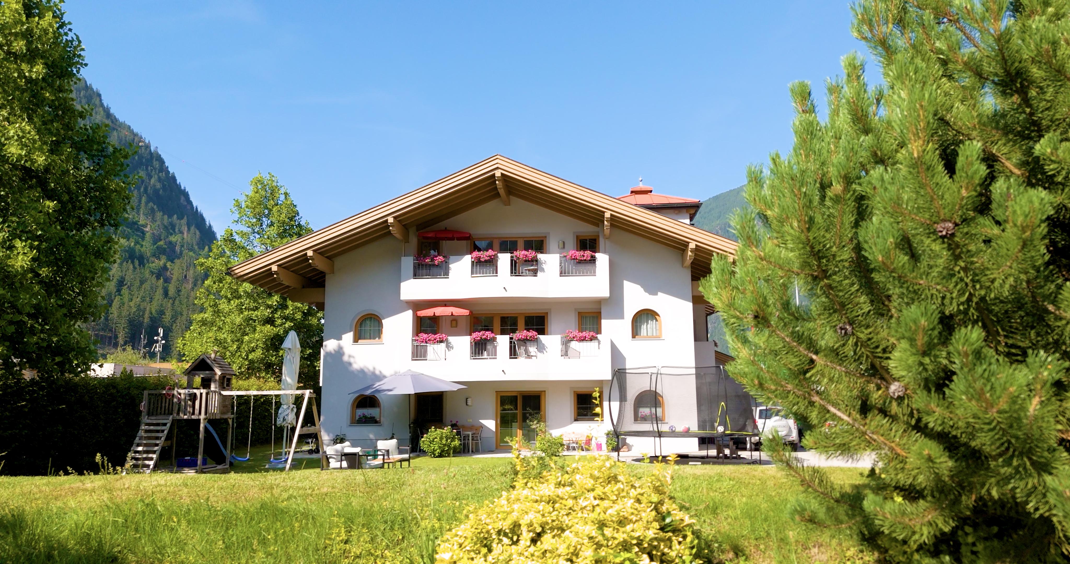 feratel-Villa Amsel - DJI_20250618170025_0103_D.00_32_02_29.Standbild006