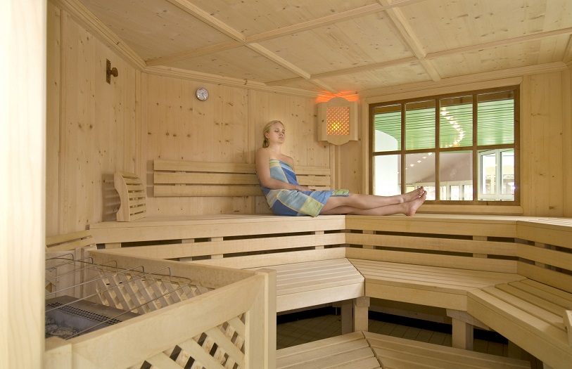 mys-Eintritt Sauna im Erlebnisbad Mayrhofen-Erlebnisbad Mayrhofen Ges.m.b.H - WINTER-SAUNA-FOTO-CICERO4.jpg