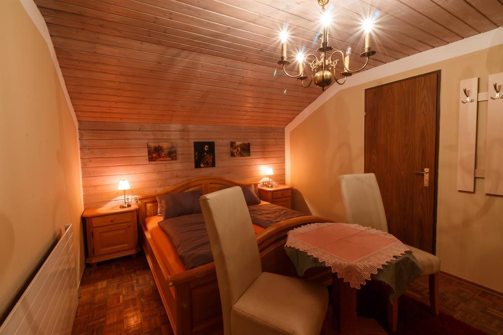 feratel-Jugendhotel Harterhof - Zillertal-Hart-Jugendhotel-Harterhof-doppelzimmer-