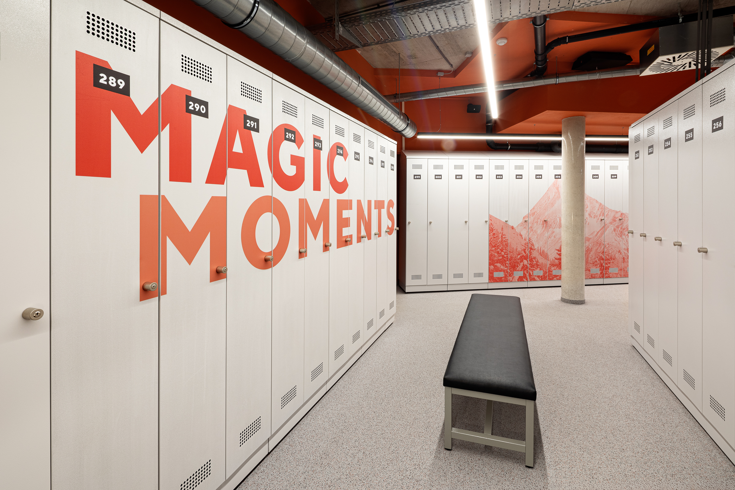 Skidepot von Bründl Sports bei der Penkenbahn