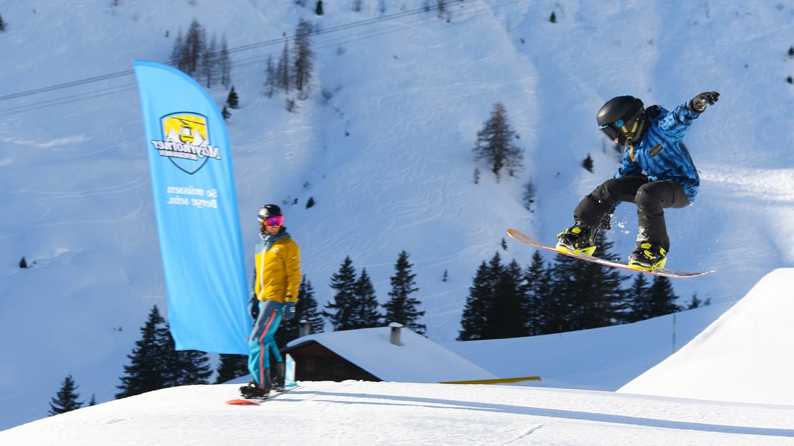 Boxes, jumps and easy obstacles for kids in PenkenPark. Boxes, jumps and easy obstacles for kids in PenkenPark.