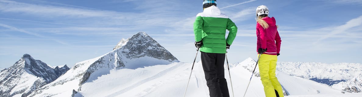mhf-winter-glacier-skiing-at-the-hintertux-glacier-foto-tvb-tux-finkenberg-hannes-sautner mhf-winter-glacier-skiing-at-the-hintertux-glacier-foto-tvb-tux-finkenberg-hannes-sautner