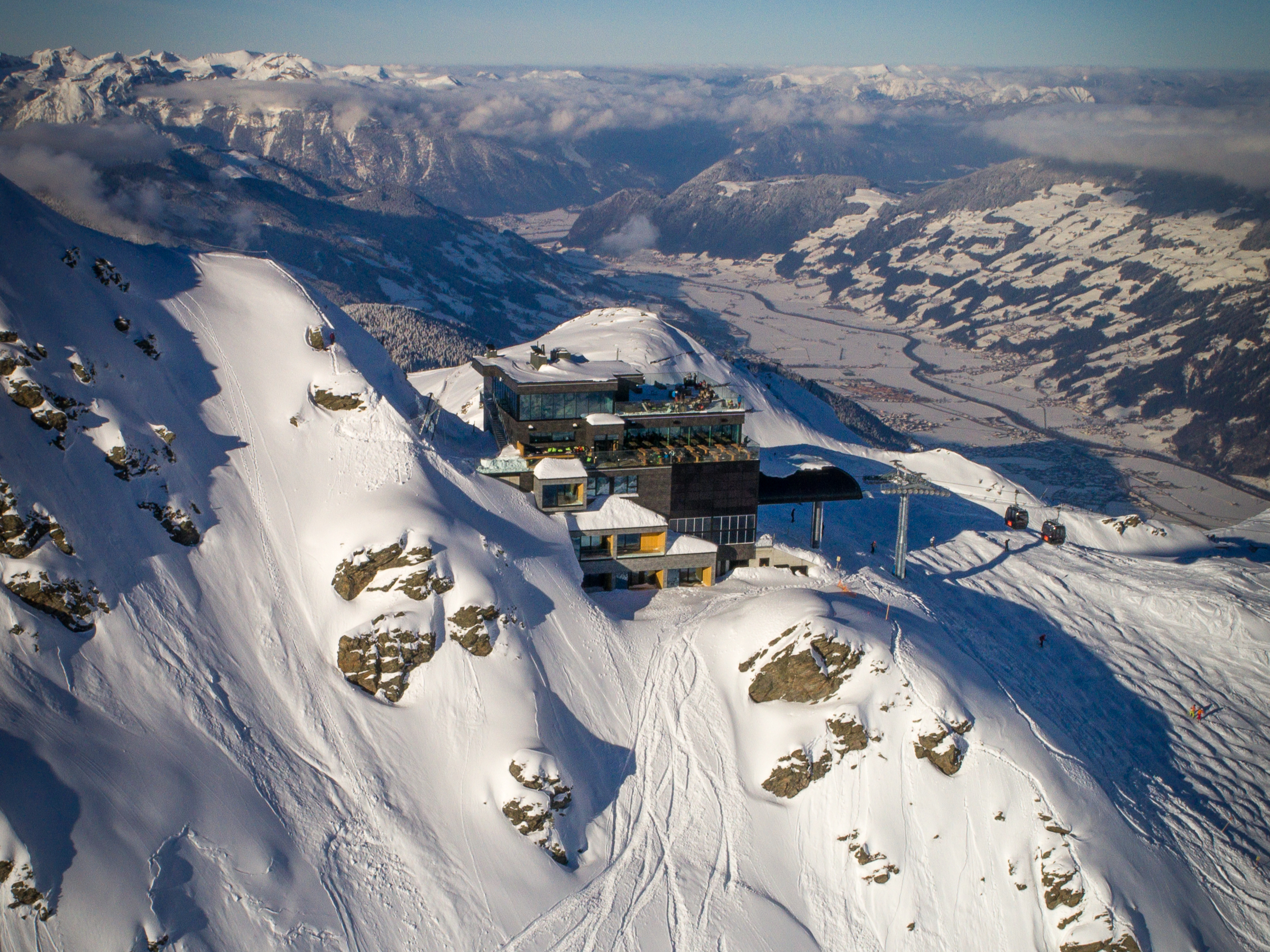 Außenansicht Albergo Hochzillertal
