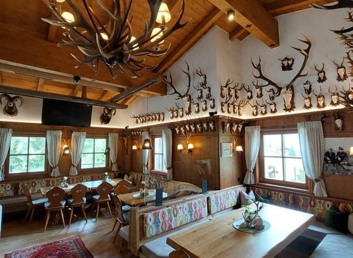 mys--ZweiEnder Restaurant