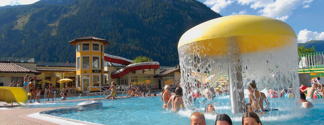 mhf-sommer-swimming-outdoor-pool-mayrhofen-foto-cicero-design-und-druck
