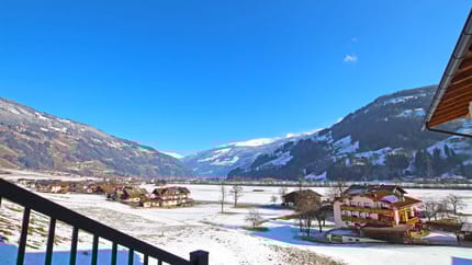 feratel-Haus Waldeck - Terrassenblick Winter