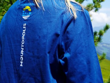 Mountopolis Longsleeve Icons_hinten.jpg Mountopolis Longsleeve Shirt