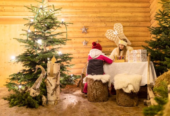 Christkindlpostamt am Mayrhofner Advent ©Thomas Eberharter Photography Christkindlpostamt am Mayrhofner Advent