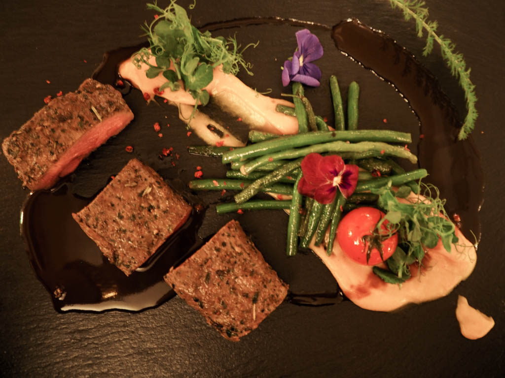 mys-FINE ALPINE DINING: Gourmet-Dinner im Alpine Hideaway ZILLERTALERHOF-Dinner