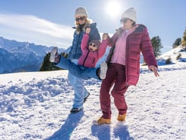 mbb_mountopolis_winter_neu_2025_winterwandern_5 OFF-PISTE ENTHUSIASTS IN MAYRHOFEN