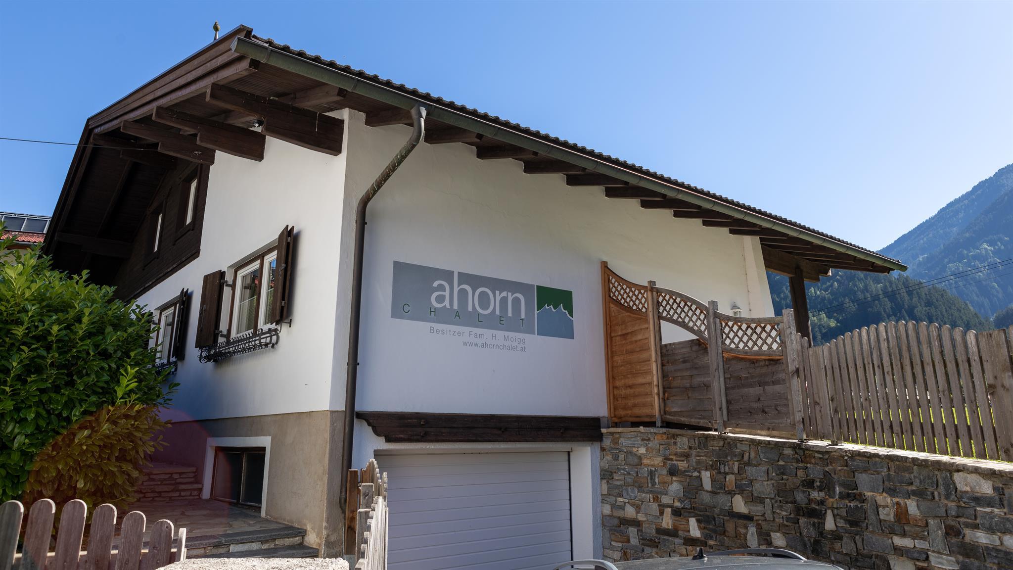 feratel-2X4A2120_ChaletAhorn2019-becknaphoto