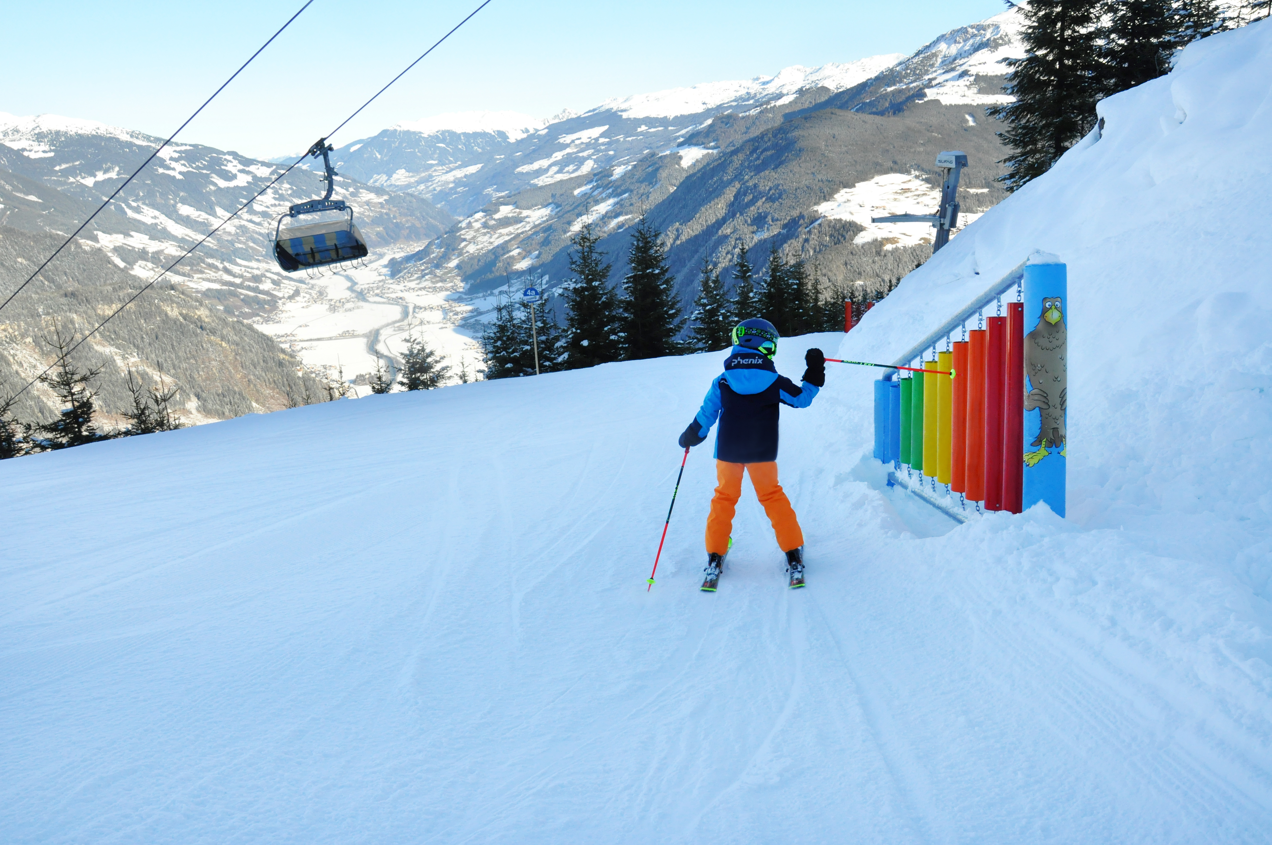 Explore the AlbertAdler Tour on the Ahorn along Piste 4a.