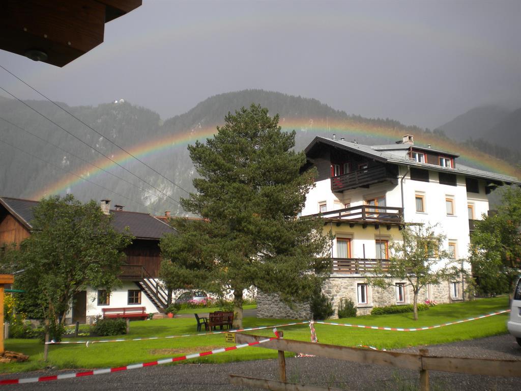 feratel-Gästeheim Waldfeld Mayrhofen- Regenbogen