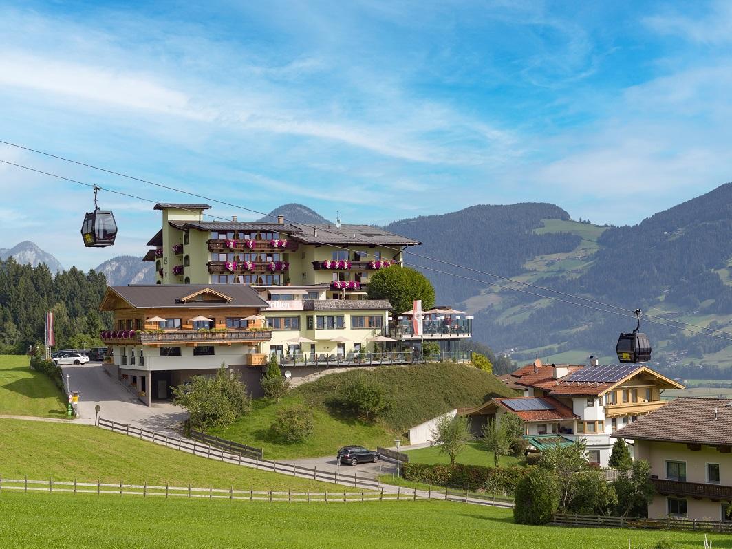feratel-Hotel Waldfriede - Hotel im Sommer