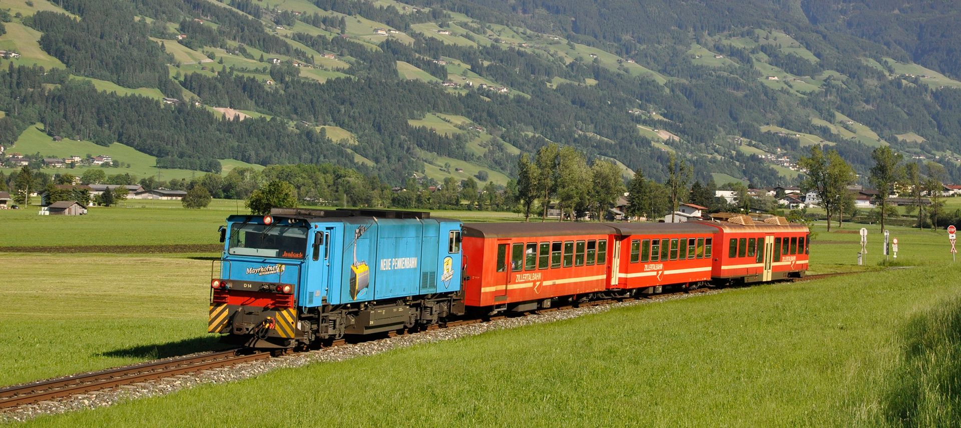 Travelling to the Ziller Valley by Zillertal train