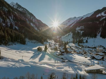 mhf-ginzling-winter-ortsansicht-zillertal-foto-thomas-eberharter-photography ©Thomas Eberharter Photography