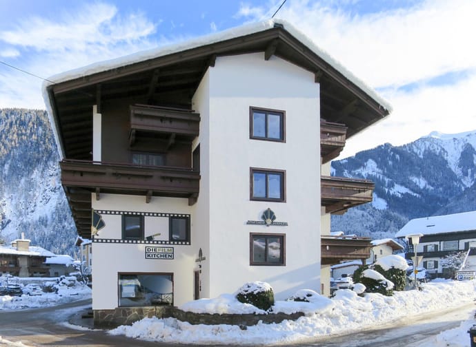 feratel-Appartements Sandhofer - Appartementhaus Mayrhofen im Winter