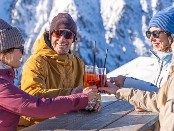 mhf-white-lounge-schneebar.jpg ©Archiv Mayrhofner Bergbahnen
