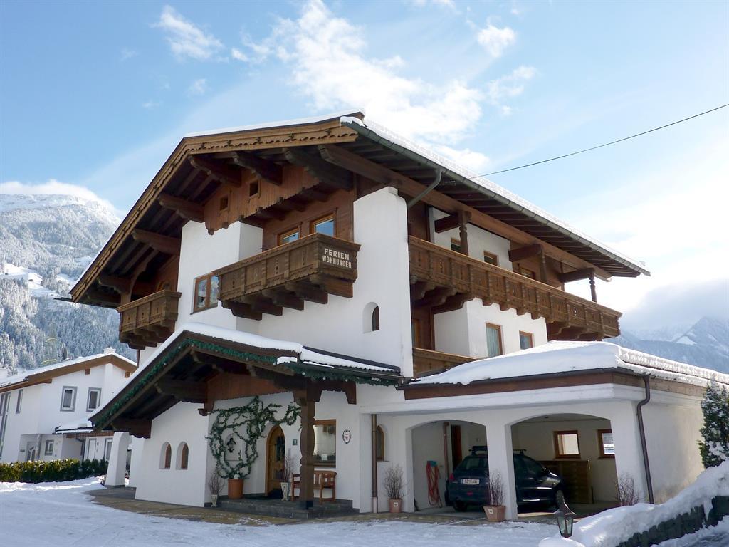 feratel-Ferienwohnungen Johanna - Winteransicht 2