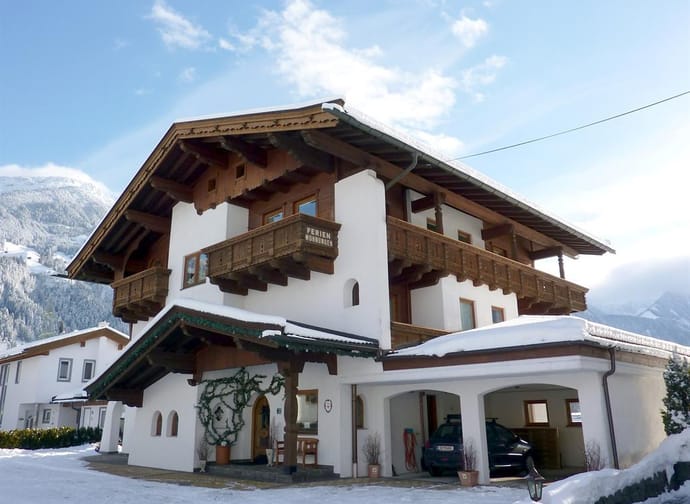 feratel-Ferienwohnungen Johanna - Winteransicht 2