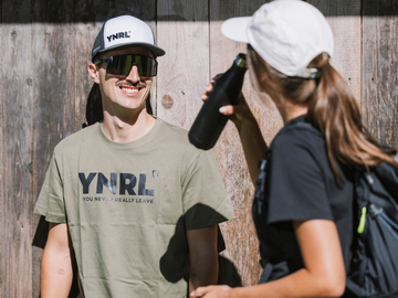 mhf-shirt-ynrl-olive-herren-foto-thomas-eberharter-photography.jpg