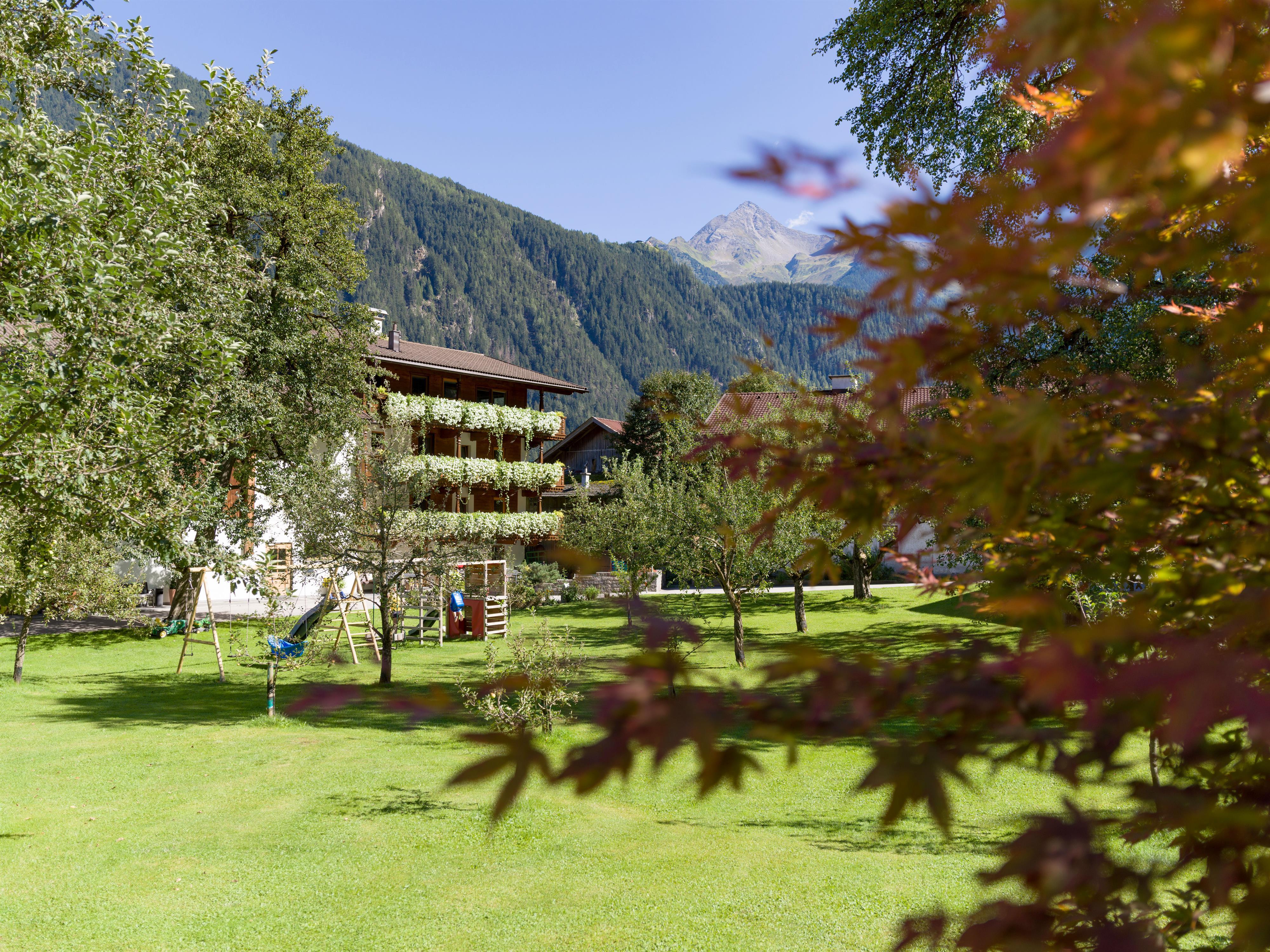 feratel-Hof Neuhaus - Hof_Neuhaus_Burgstall_350_Mayrhofen_08_2022_Haus_a