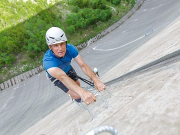 pixxio-salewa-friendship-trip-klettern-staumauer-schlegeis131-foto-sportalpen ©Sportalpen