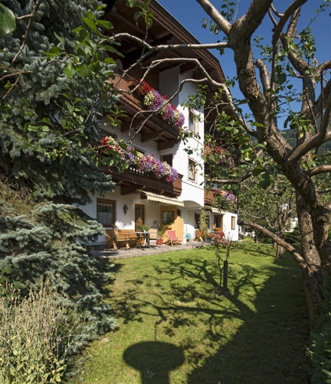 feratel-Haus Alpenrose - Alpenrose Ramsau unser Garten