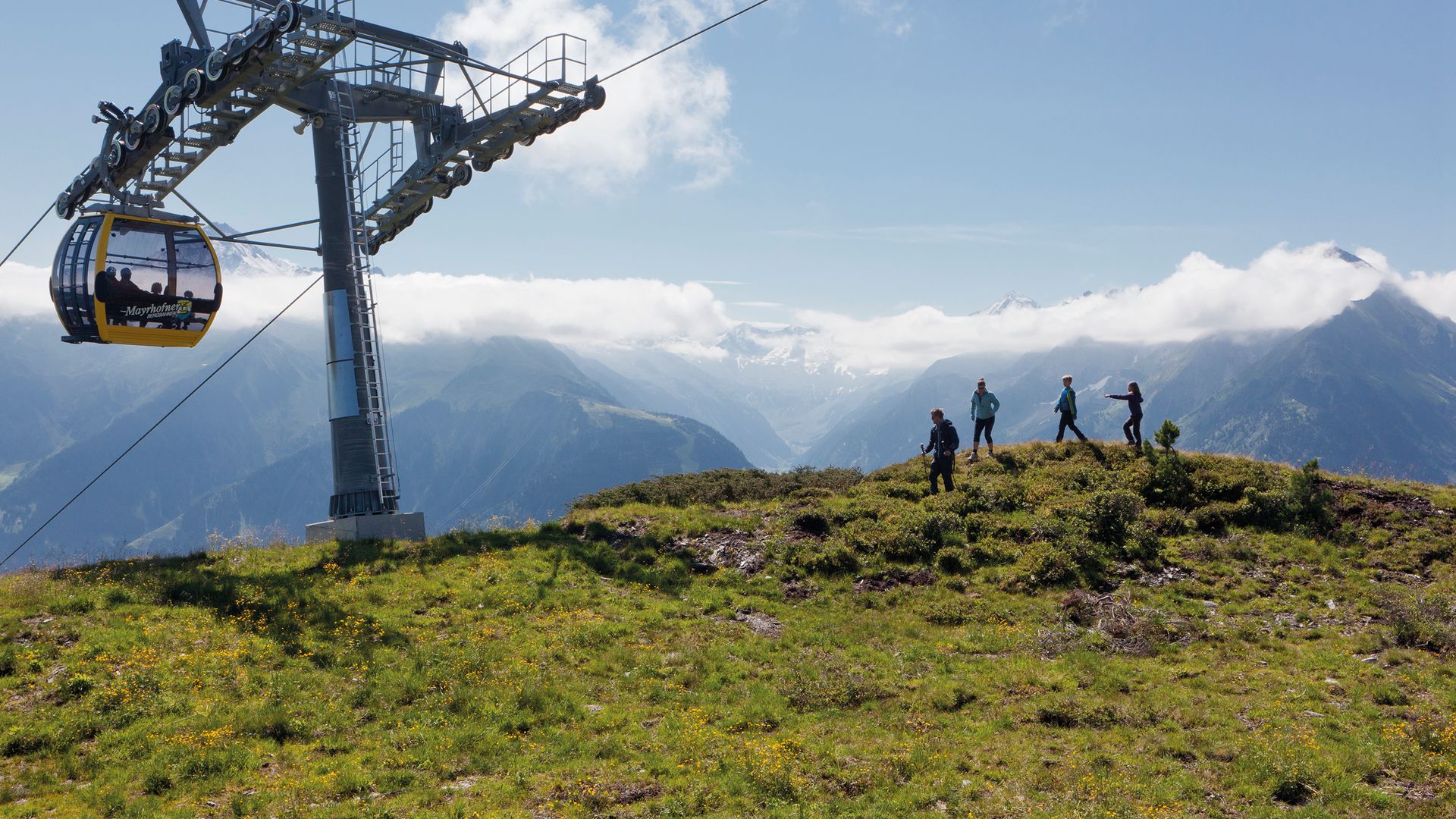 Hiking on Mount Penken, Mayrhofner Bergbahnen, Zillertal